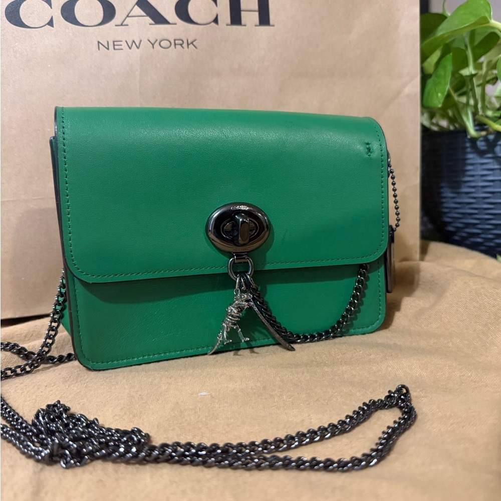 Coach Vibrant Green Crossbody Bag with Chain